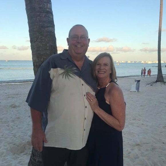 Meet your Posher, Monica - Picture 1 of 1